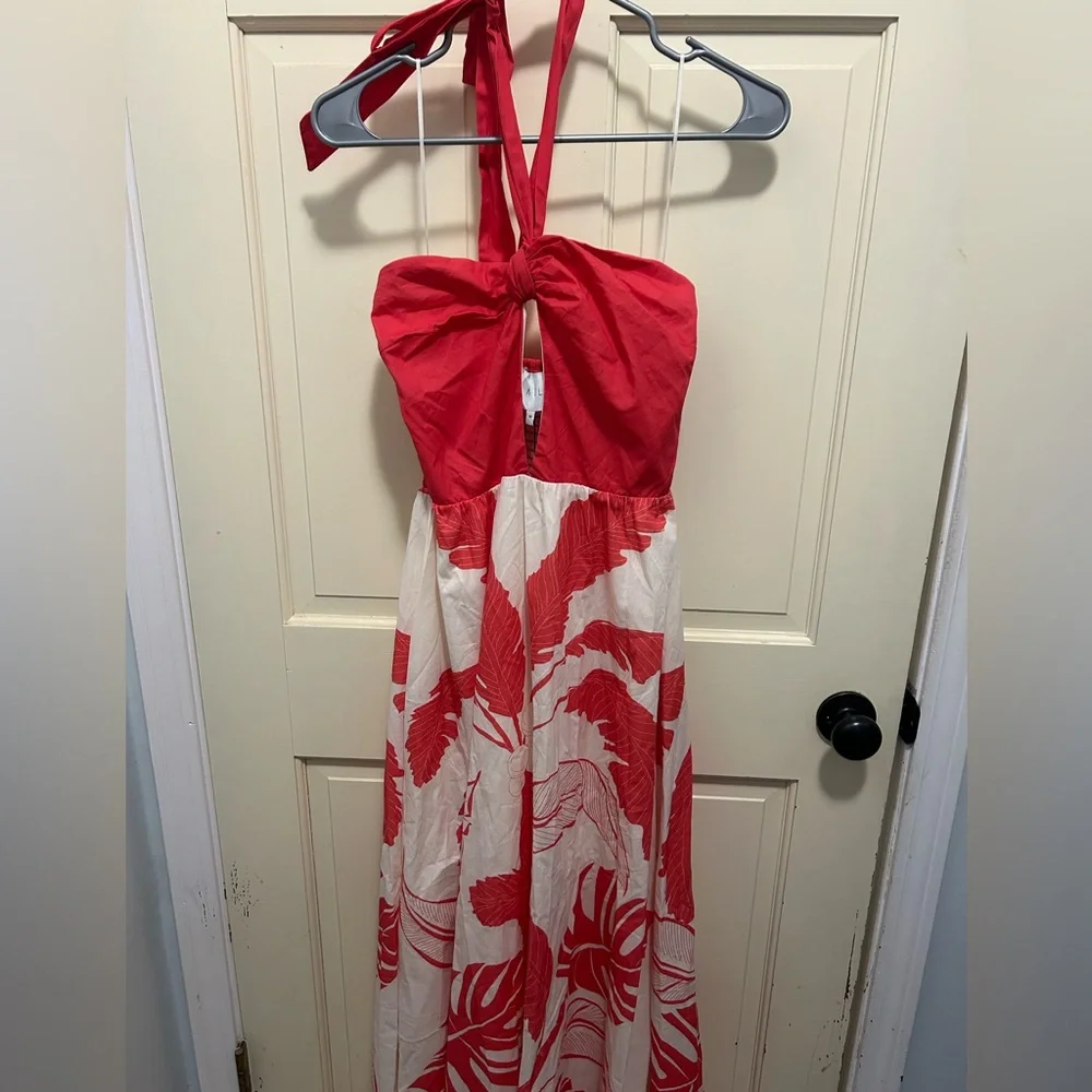 Mable Coral and White Halter Dress - Picture 4 of 6